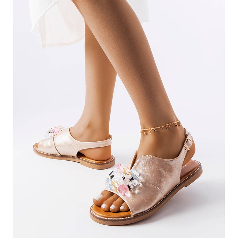 Vinceza Zlatne sandale ukrašene Viinceza kristalima zlatni 1