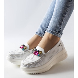 Bijele natikače s kristalima iz Giselle bijela 1