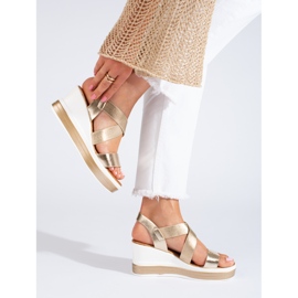 Shelovet zlatne sandale na klin zlatna 1