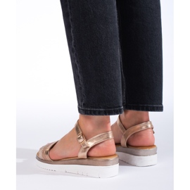 Ženske sandale s platformom Shelovet zlatne zlatna 2