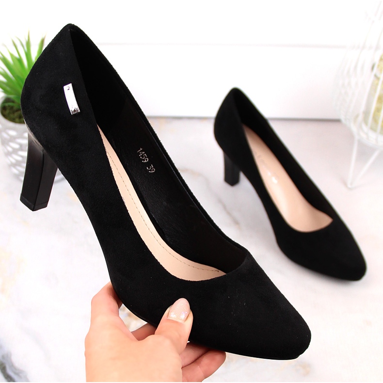 Crne salonke od antilopa iz Sergio Leonea crna 1