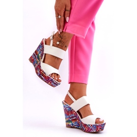 Ženske sandale na klin bijele boje Calderia bijela 3