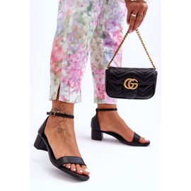 Obične crne kožne sandale na petu Inspire me! crna 2