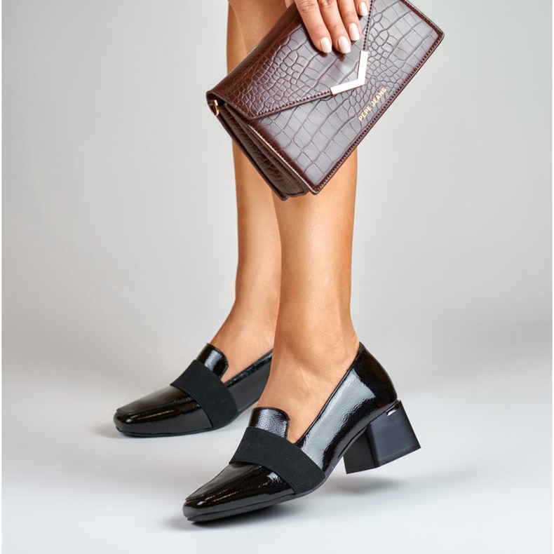 La.Fi Pumpe od lakirane kože s niskom potpeticom crna 1