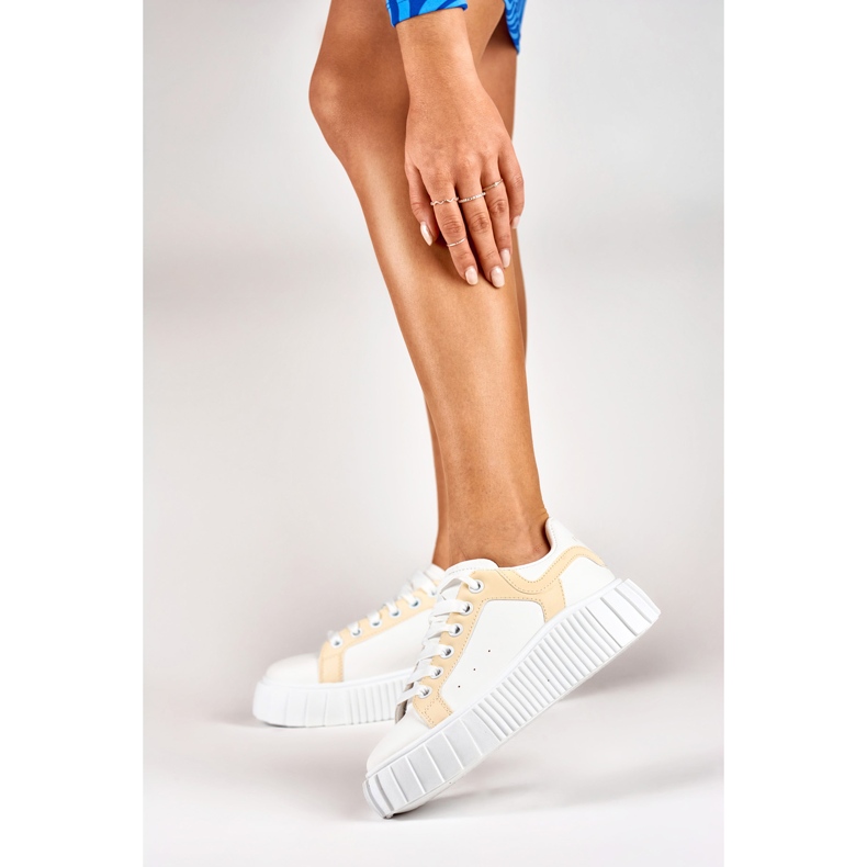 Bijele ženske sportske cipele sa debelim đonom bijela 2