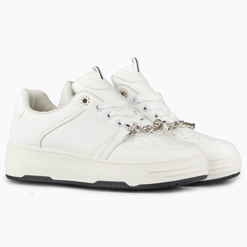 Bijele sportske cipele s lancem bijela 2