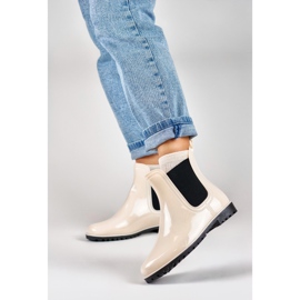 Klasične bež jakne za žene 2