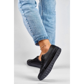 Ženske tenisice od eko kože sa crnim đonom crna 2