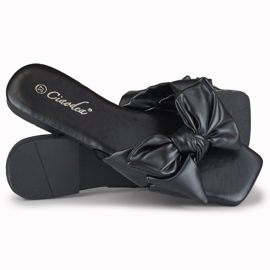 Crne natikače s mašnom iz Isanne crna 2