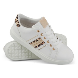 Bijele ženske sportske cipele s nježnim ukrasom bijela 2