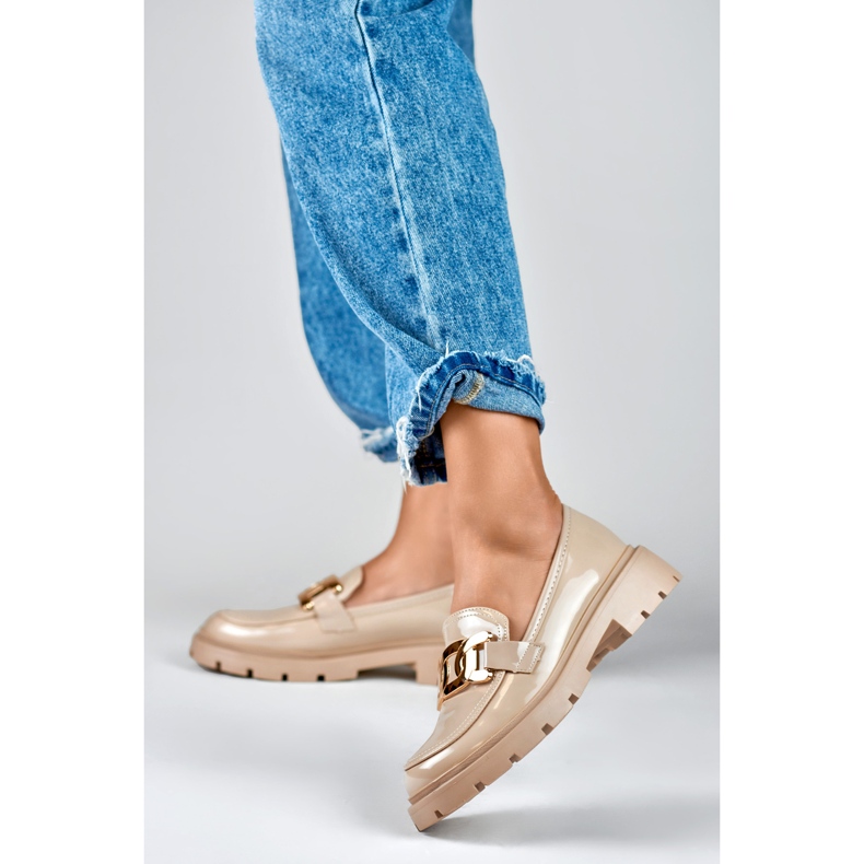 Bež brogovi sa zlatnim ukrasima 2