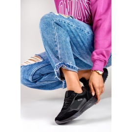 Crne ženske sportske cipele sa crnim potplatom crno 1