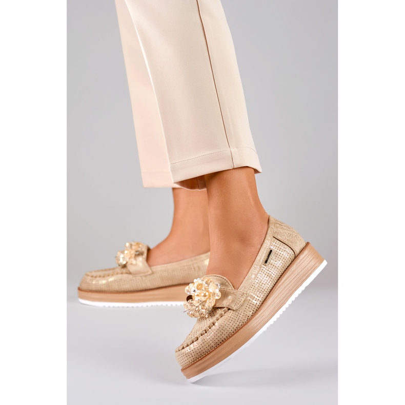 Ažur cipele na platformu s ukrasom bež 2