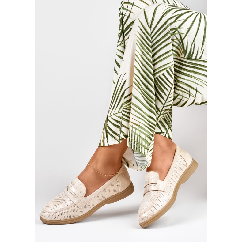 Ženske ažur cipele sa srebrnim sjajem bež 2