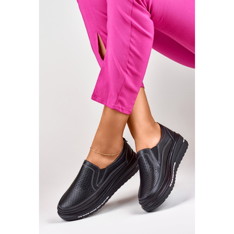 Ženske ažurne cipele od prirodne kože crno 2