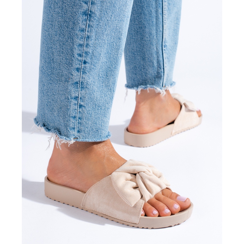 Ženske bež papuče od brušene kože Shelovet 1