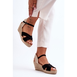 Ženske sandale od brušene kože na pleteni klin crne Tessa crna 1