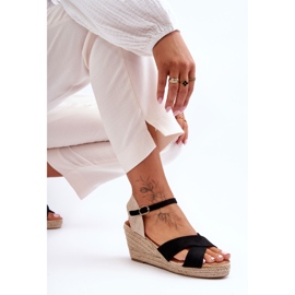 Ženske sandale od brušene kože na pleteni klin crne Tessa crna 2