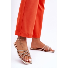 Ženske papuče s prugama i kamenčićima Golden Leomi zlatni 1