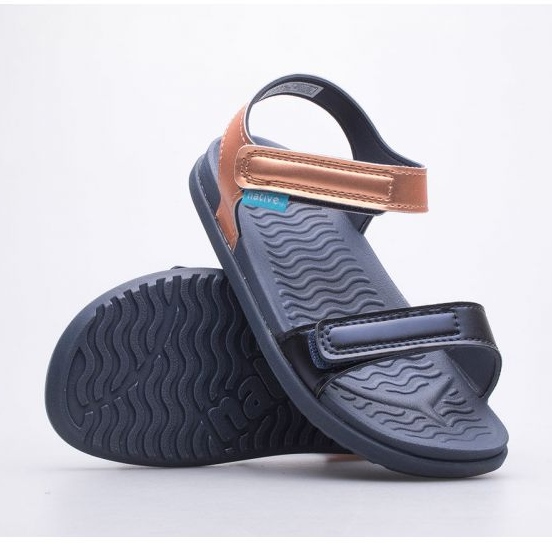 Native Charley metalik mladenačke sandale 65109117-8936 zlatni 1