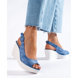 Ženske otvorene sandale na klin Shelovet plava 2