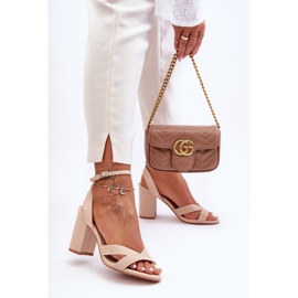 Kožne klasične sandale na bež cipola petu 1