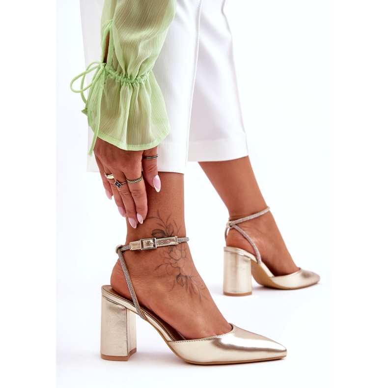 Cipele od eko kože s ukrasnim remenom, zlatna Lirosa zlatni 2