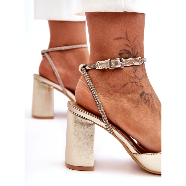 Cipele od eko kože s ukrasnim remenom, zlatna Lirosa zlatni 4