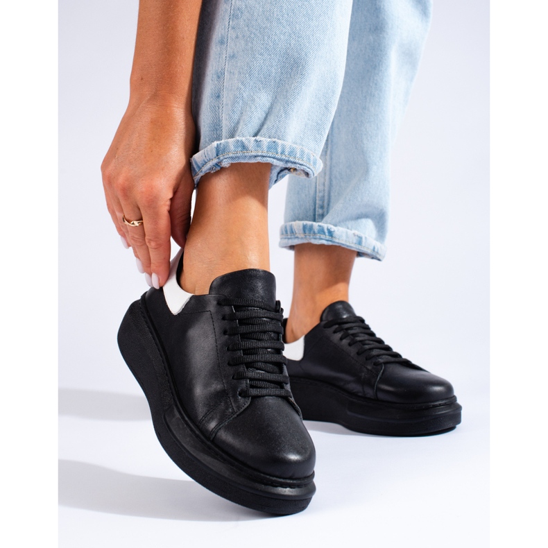 SHELOVET Crne klasične ženske sportske cipele T.Sokolski crna 2