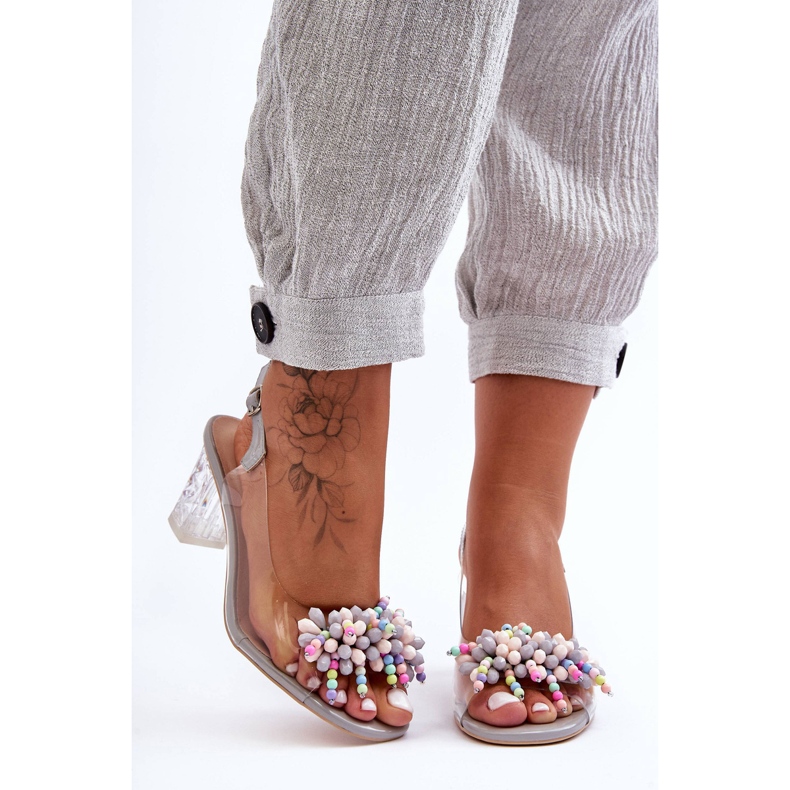 Ukrašene moderne sandale na petu sive S.Barski MR1037-23 siva 1