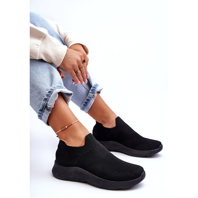 Ženske sportske cipele s natikačama crne Claris crno 5