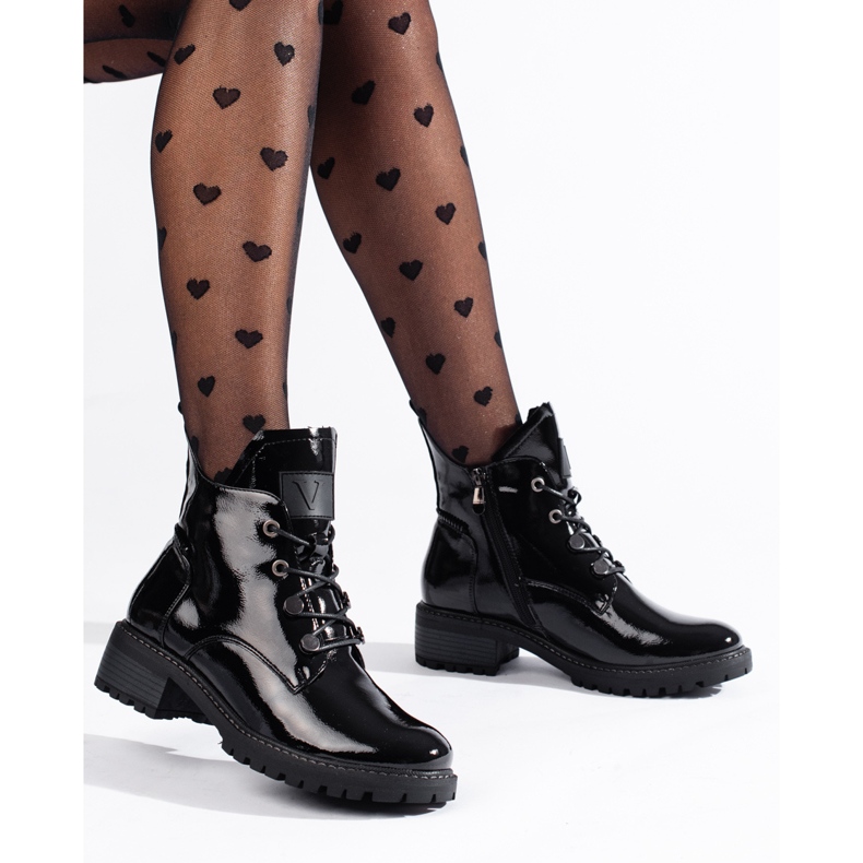 Ženske crne lakirane čizme Vinceza crna 1