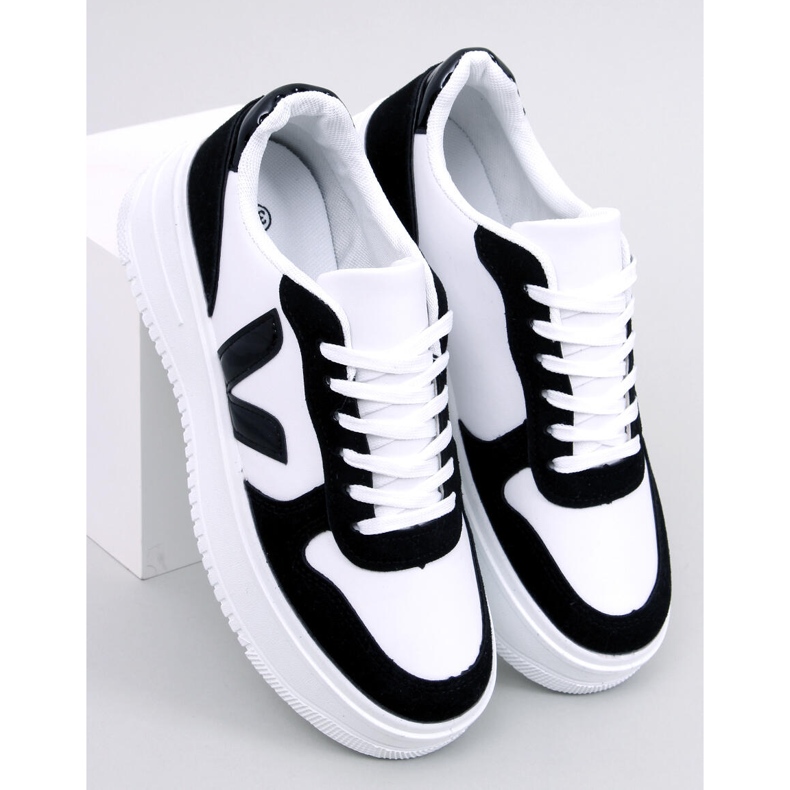 Pyles Crne ženske tenisice bijela 1