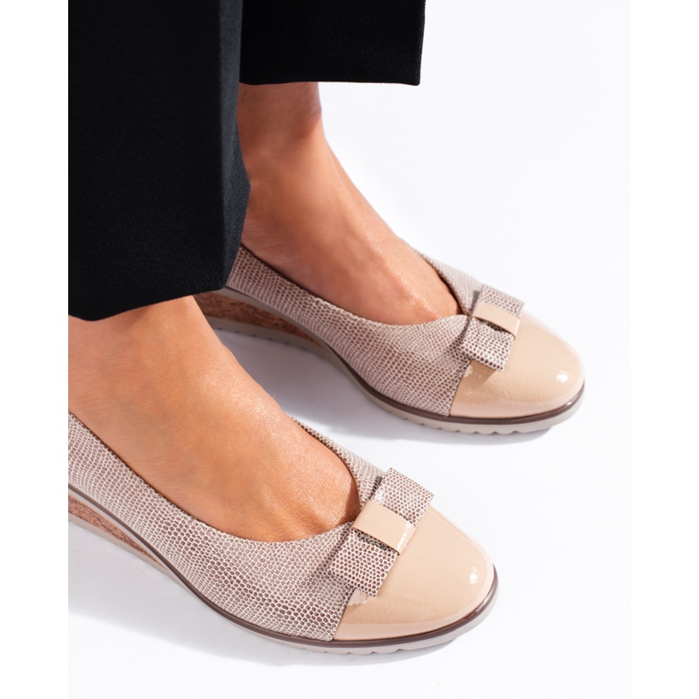 W. Potocki Ženske bež salonke Potocki s niskim klinom 2