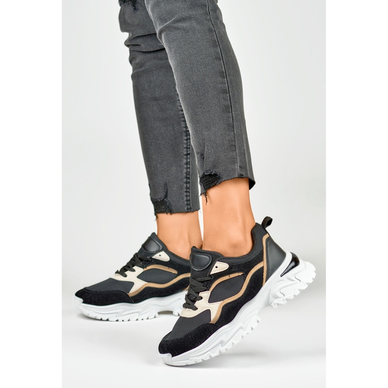 Crne ženske tenisice na bijeli potplat crna 2