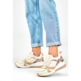 Ženske bež cipele na vezanje s niskim klinom 2