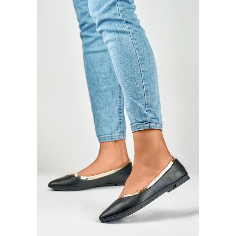 Ženske crne balerinke sa zlatnim dodatkom crna 2