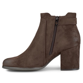 Ženske smeđe čizme s kopčom smeđa 1