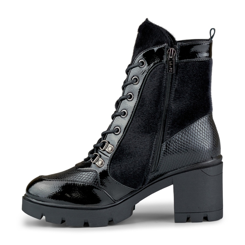 Moderne ženske čizme od ukrasnog materijala crna 1