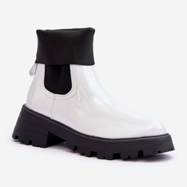 Ženske lakirane Jodhpur čizme bijele Pavo bijela 1