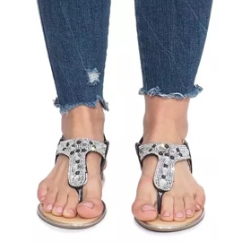 Crne ravne sandale s Larissa dijamantima crna 1