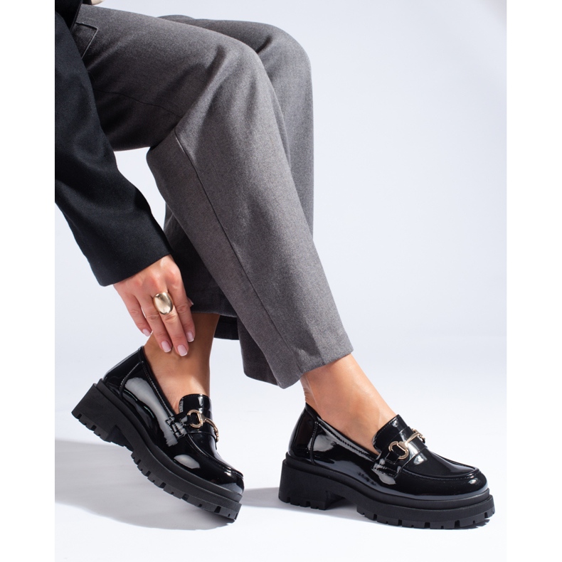 Shelovet lakirane mokasinke s debelim potplatom crna 1