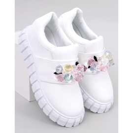 Brogovi s platformom Worth White bijela 1