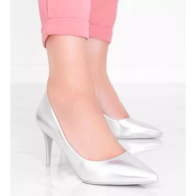 Srebrne pumpe na Venicia peti srebro 1