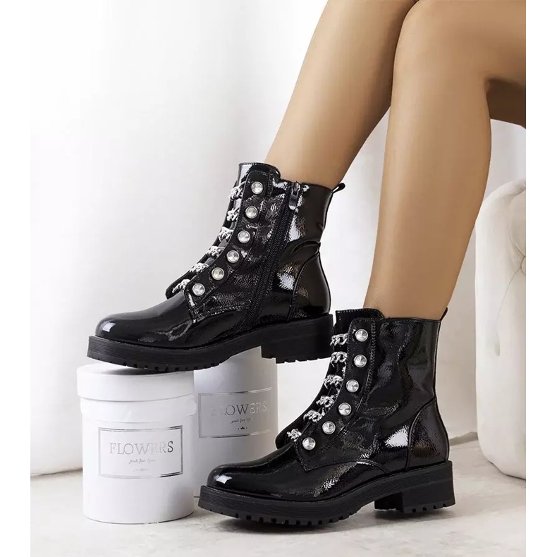 Crne lakirane Ibarra čizme crna 2