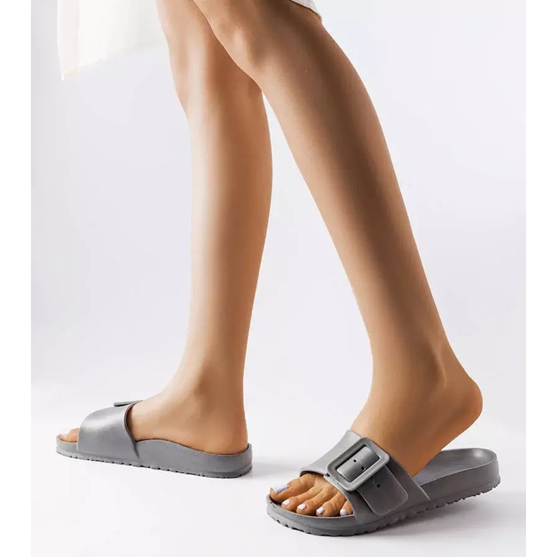 Sive gumene klizače s kopčom iz Nelma siva 2