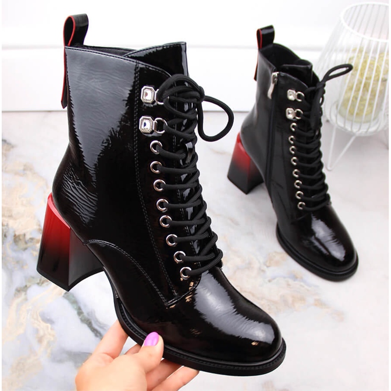 Ženske crne lakirane čizme na visoku petu D&amp;A S.Barski Premium Collection MR870-06 crna 1