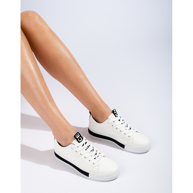 Shelovet bijele klasične sportske cipele bijela 1