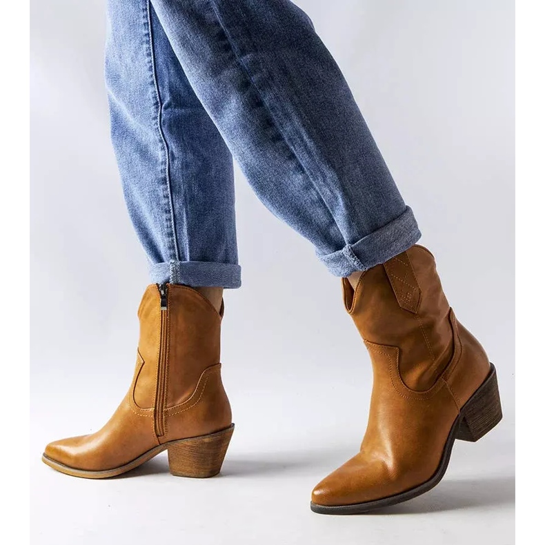 Smeđe kaubojske čizme L08-198 Camel smeđa 1