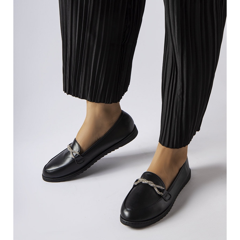 Crne mokasine s kamenčićima iz Paole crna 1